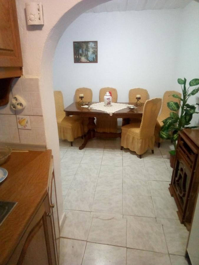 Villa Angela, Traditional Villa In The Village Agios Ioannis Peristerion Exteriör bild
